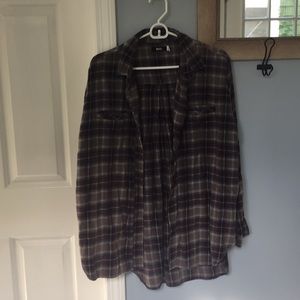 Women’s flannel shirt